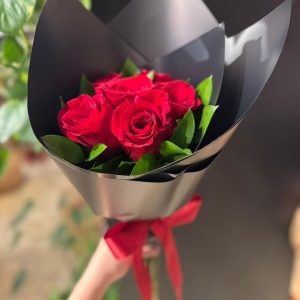 RED ROSES BL